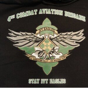 DISC szLARGE COMBAT AVIATION BRIGADE 4TH INFANTRY DIVISION UNIT HOODIE LD 6811